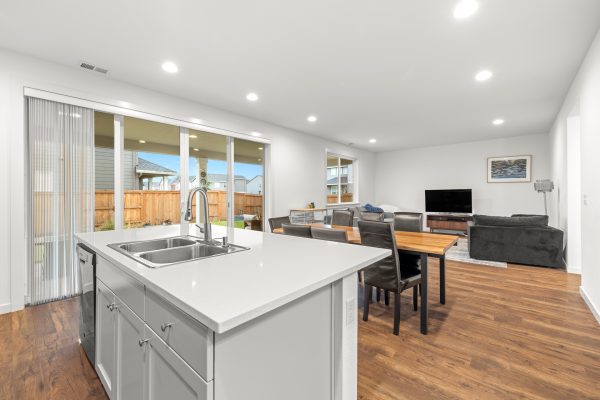 Real estate hdr blending
